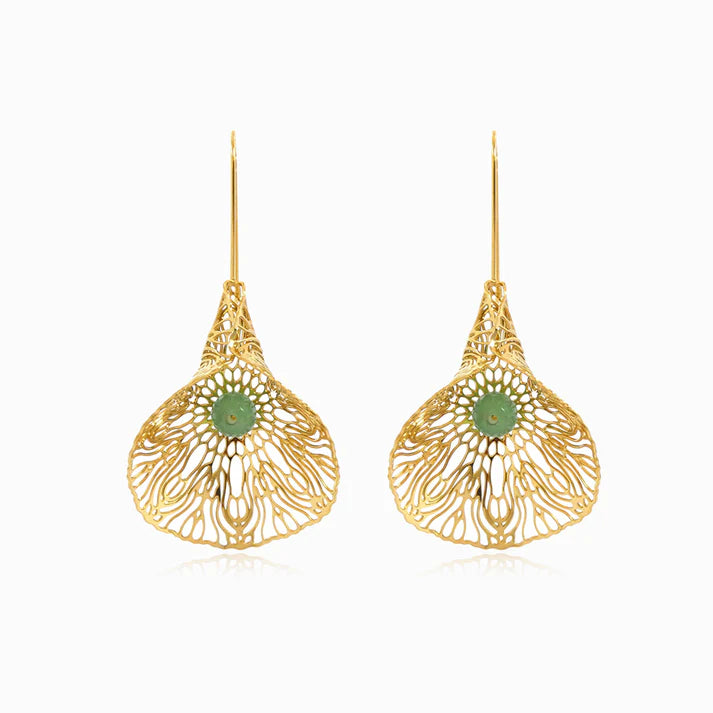 Brincos em Aço Dourado com Pérola verde