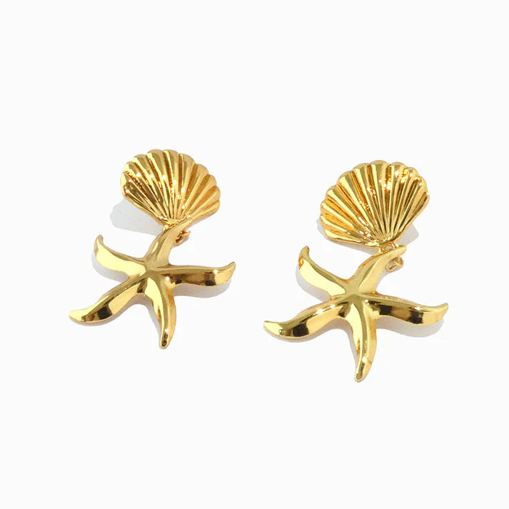 Brincos em Aço Dourado Concha + Estrela
