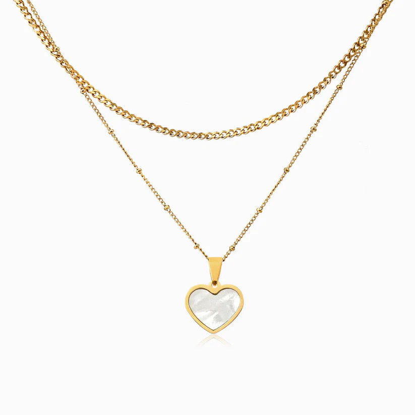Colar Duplo em Aço  Dourado com Coração em Madreperola