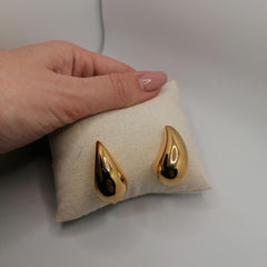Brincos em Aço Dourado em Forma de Gota