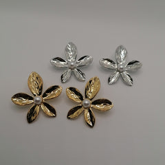 Brincos em Aço Dourado Flor