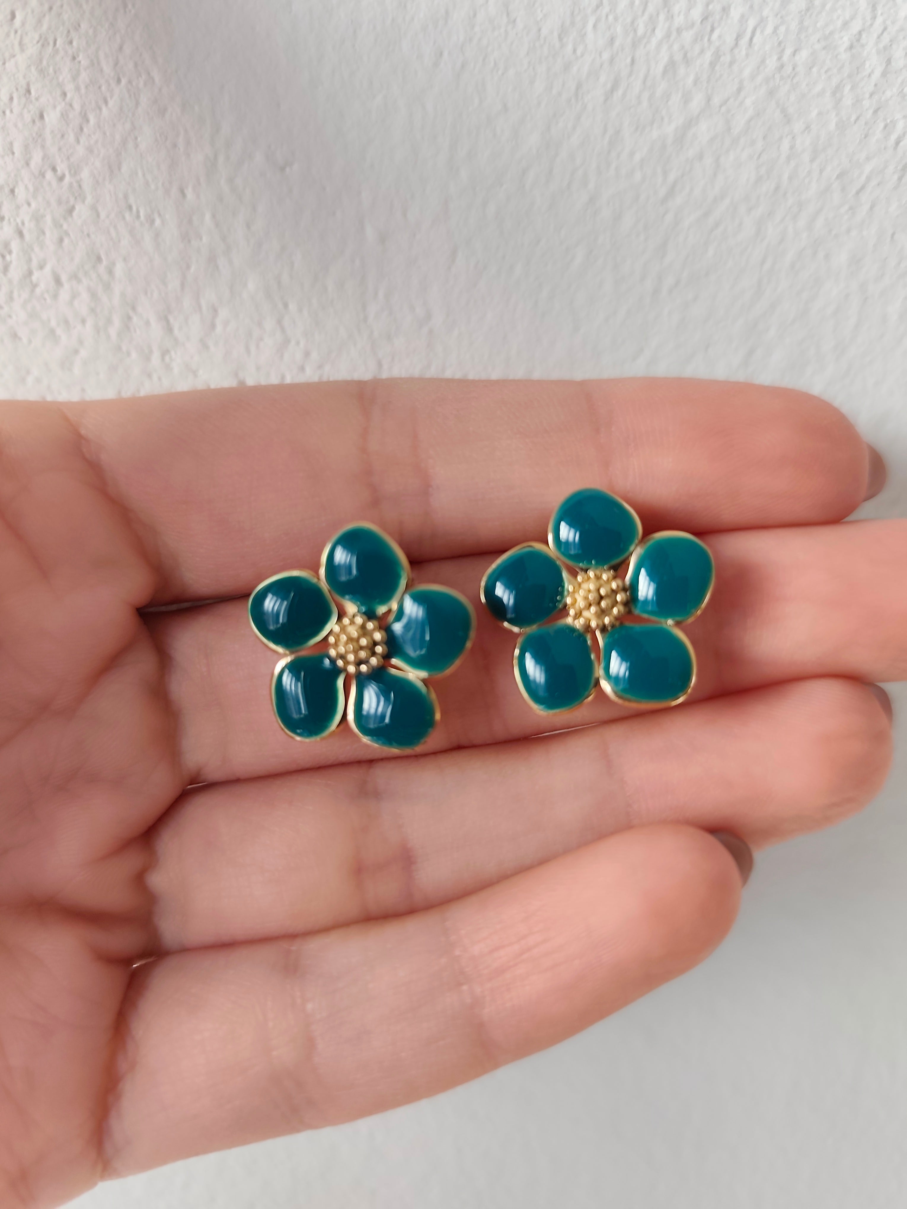 Brincos Aço Dourado Flor Verde