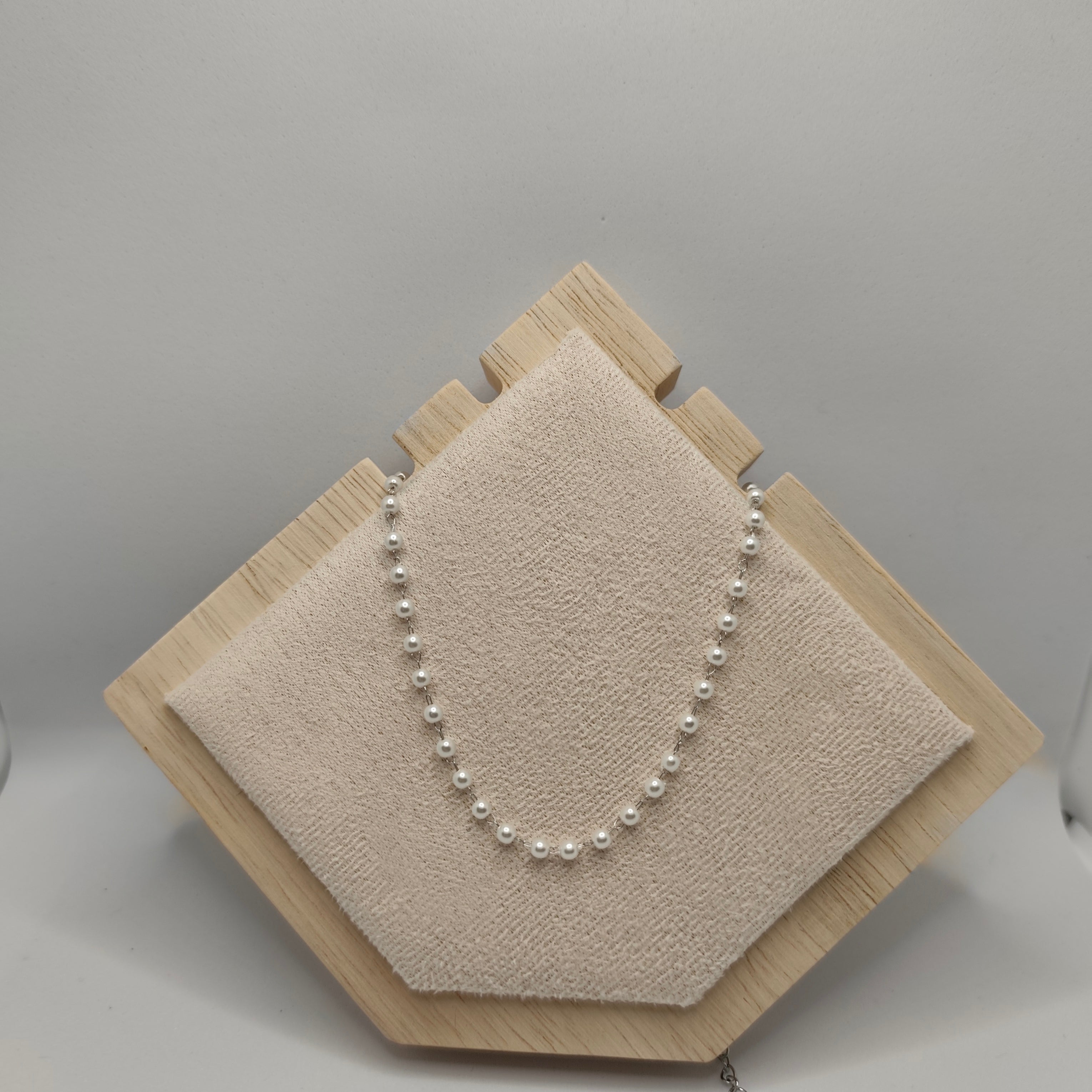 Colar Aço Prateado Pérolas