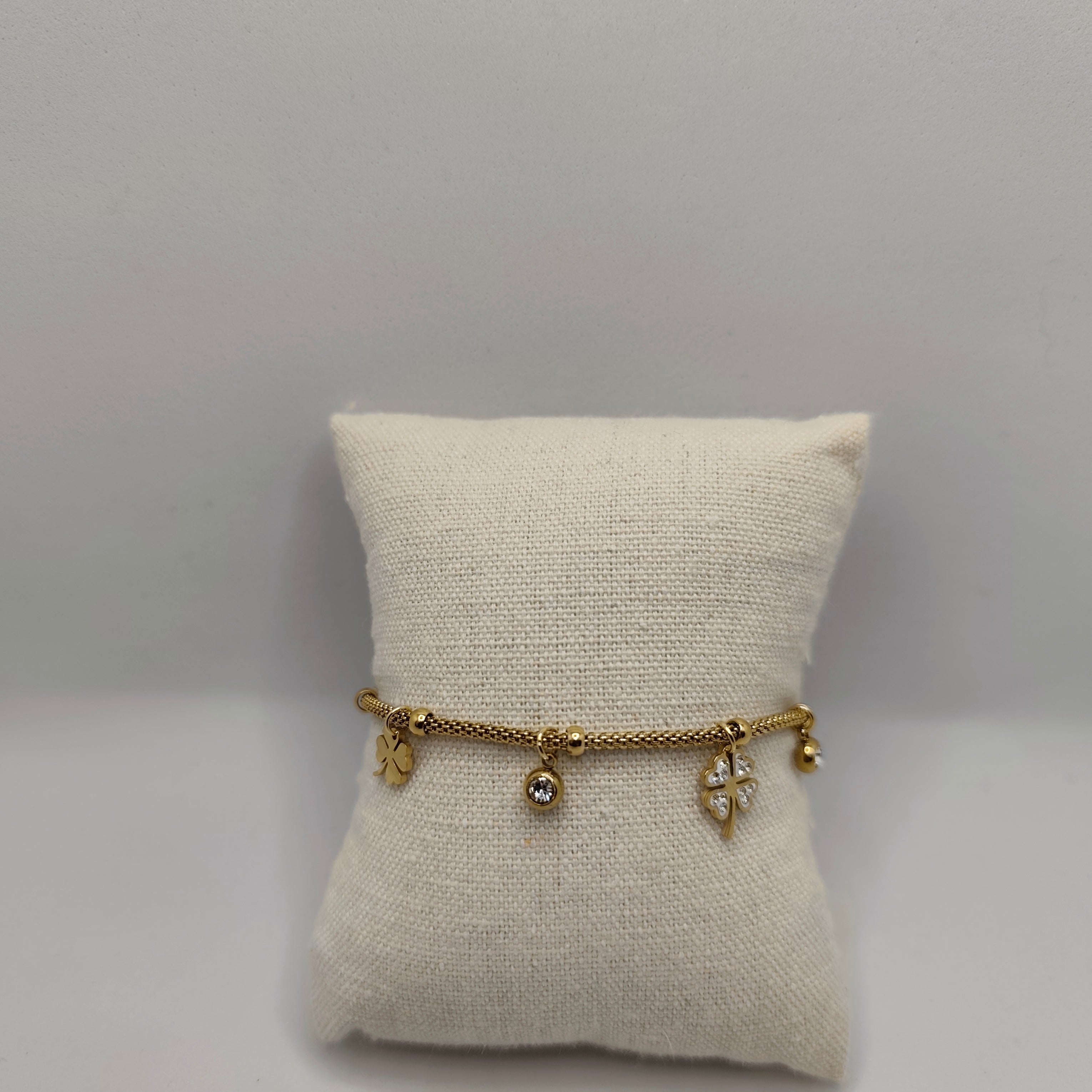 Pulseira Aço Dourado Trevo e Zircónias