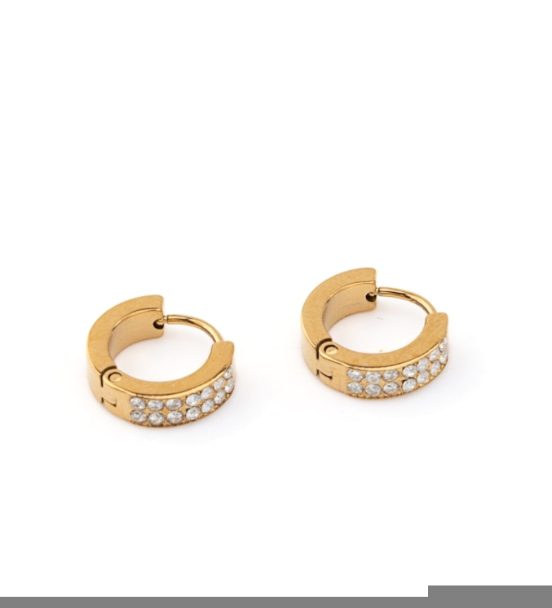 Brincos Aço Dourado Mini Argolas com Zircónias